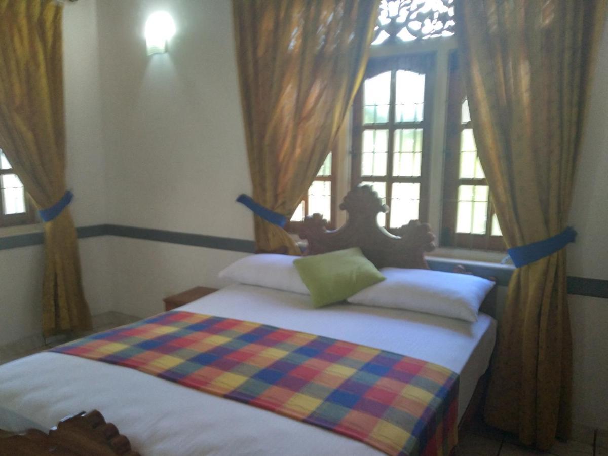 Vijai Resort Negombo Exterior photo
